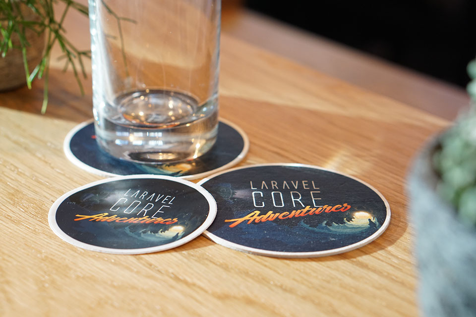 Bierdeckel und Sticker